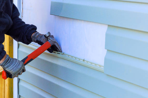 Reliable Siding Replacement contractor in Centreville, IL by Creative Siding